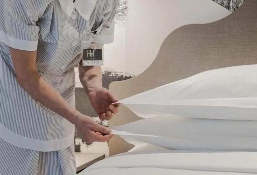 اتاق اجرایی سه نفره, Fh55 Grand Hotel Mediterraneo