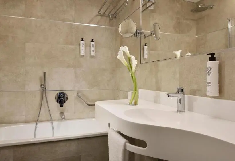 اتاق سوپریور خانوادگی, Fh55 Grand Hotel Mediterraneo