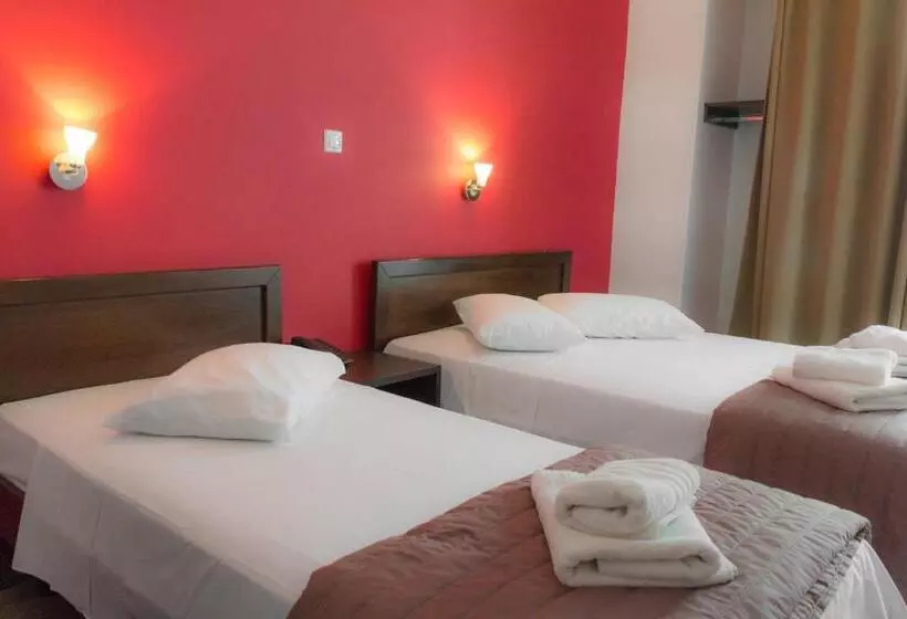Standard Kolmen Hengen Huone, Athens Choice
