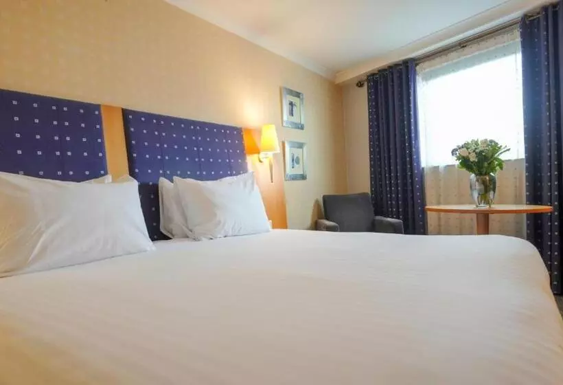 スタンダードルーム, The Bolton Stadium Hotel, A Member Of Radisson Individuals