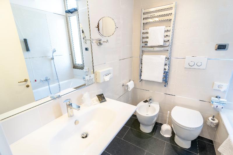 3 Bett Klassisches Zimmer, Fh55 Grand Hotel Mediterraneo