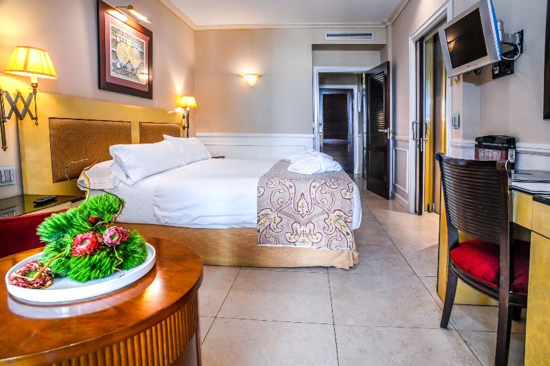 اتاق سوپریور خانوادگی, Fh55 Grand Hotel Mediterraneo