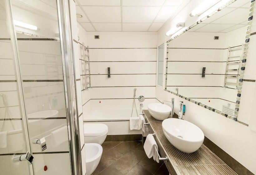 3 Bett Superior Zimmer, Fh55 Grand Hotel Mediterraneo