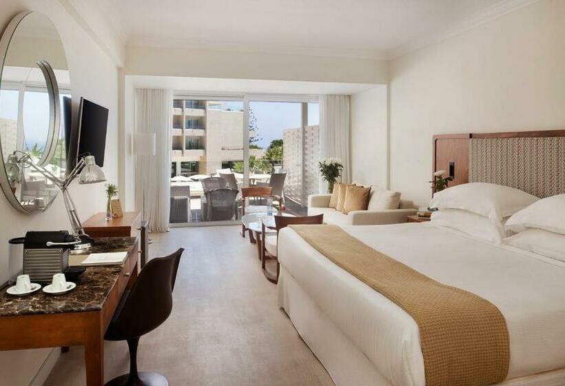 이그제큐티브 룸, Grecian Park