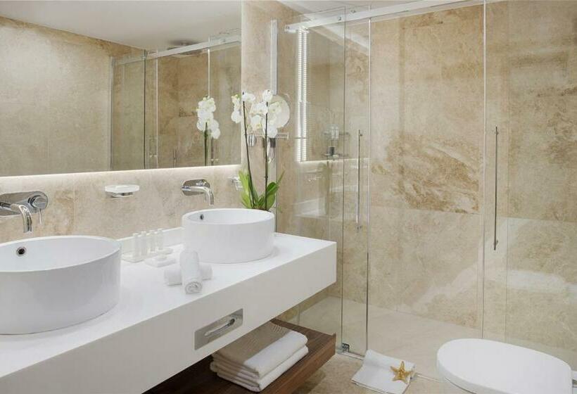 스위트 킹사이즈 침대, Grecian Park