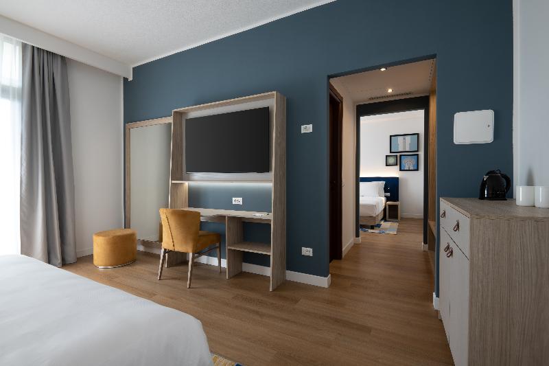 Стандартный Номер Кровать Кинг, Hampton By Hilton Rome North Fiano Romano