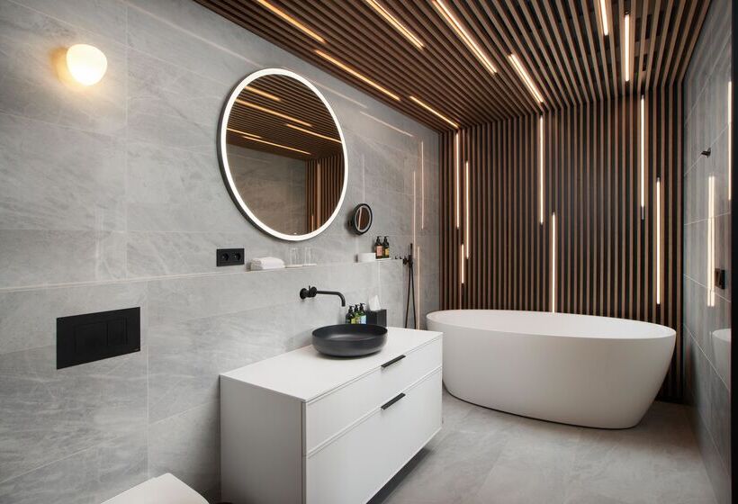 スイート, Klaustur