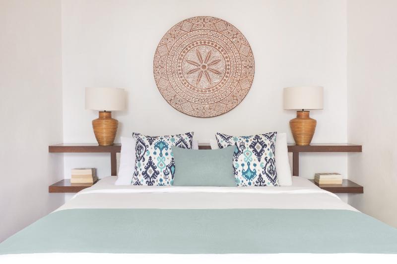 スーペリアールーム, Klaustur