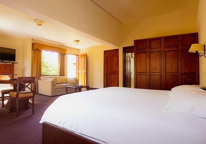 سوییت, La Maison D Elise