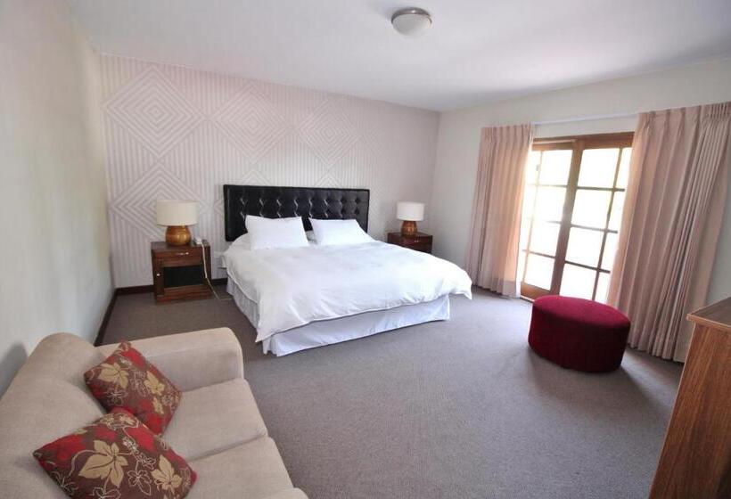 سوییت جونیور, La Maison D Elise