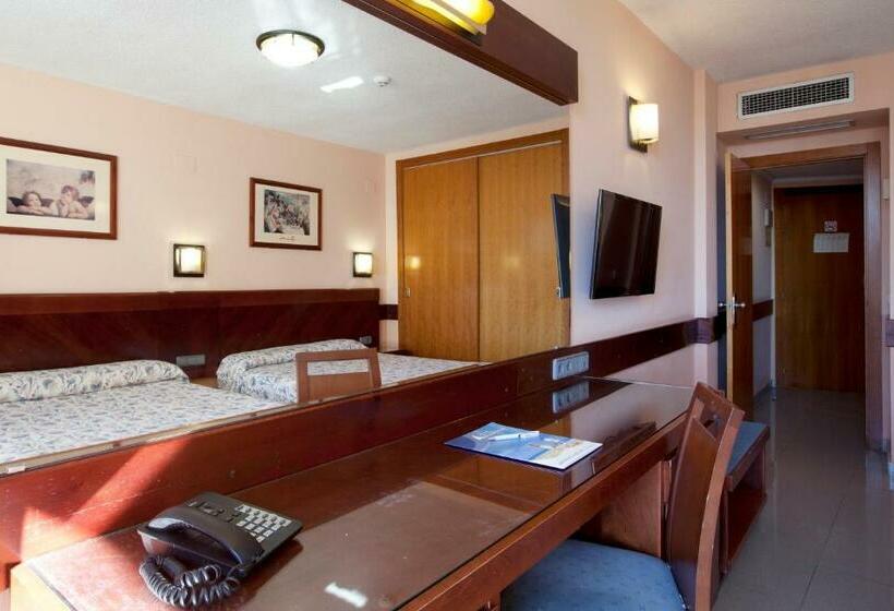 غرفة عائلية, Marina Resort Benidorm