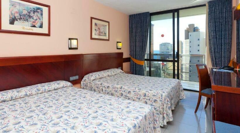 غرفة عائلية, Marina Resort Benidorm