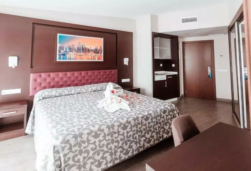 Premium Family Room