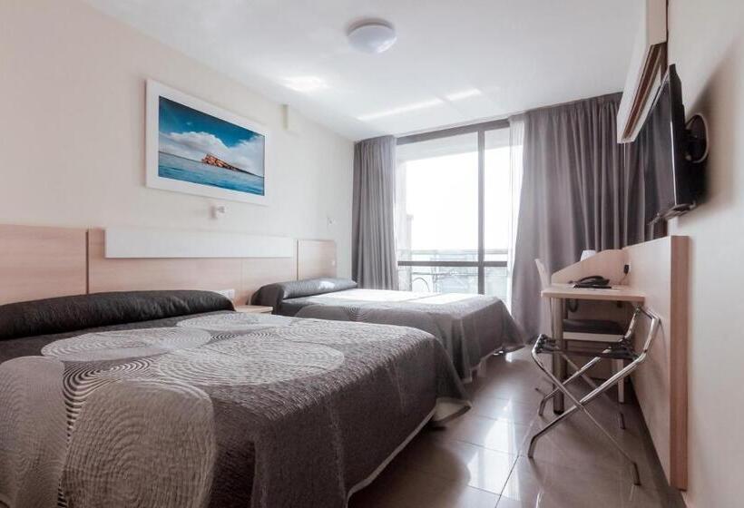 غرفة سوبيريور عائلية, Marina Resort Benidorm