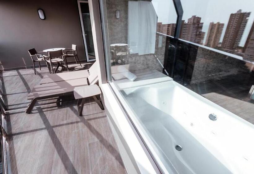 غرفة بريميوم عائلية, Marina Resort Benidorm