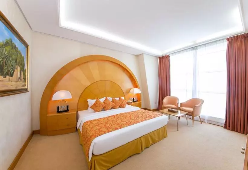 プレジデントスイートルーム, Oryx Grand Hotel Jebel Hafeet