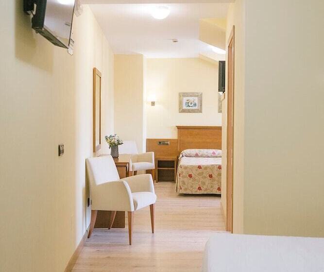 四人标准间, O Castro