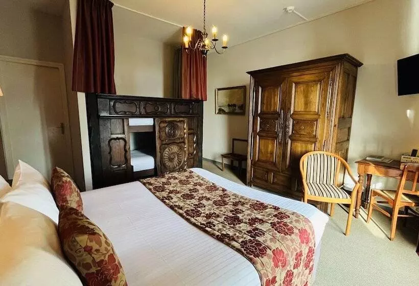 Classic Quadruple Occupancy Room, Restaurant Printania