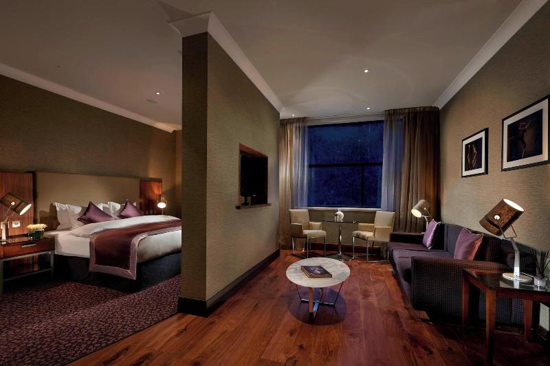 带大床的套房, The Glasshouse, Autograph Collection