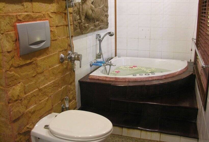 豪华房间, White House Beach Resort