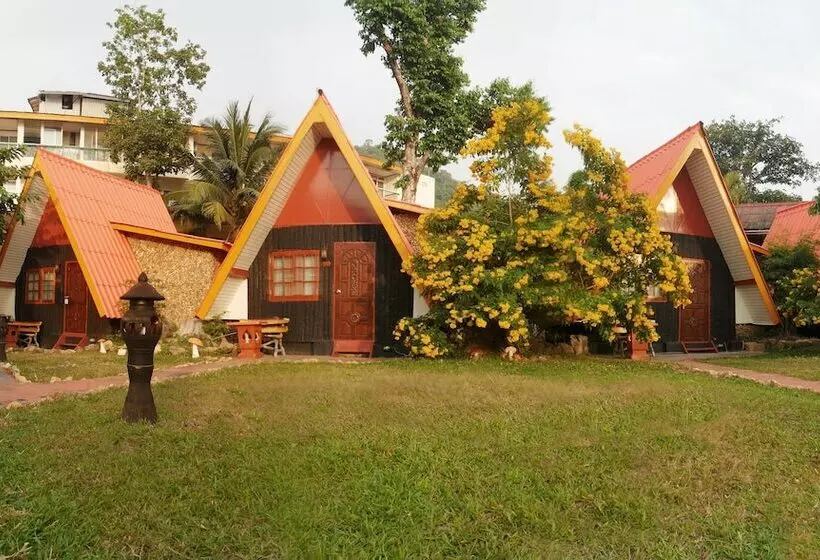 بانگلوی سوپریور, Koh Chang Resort