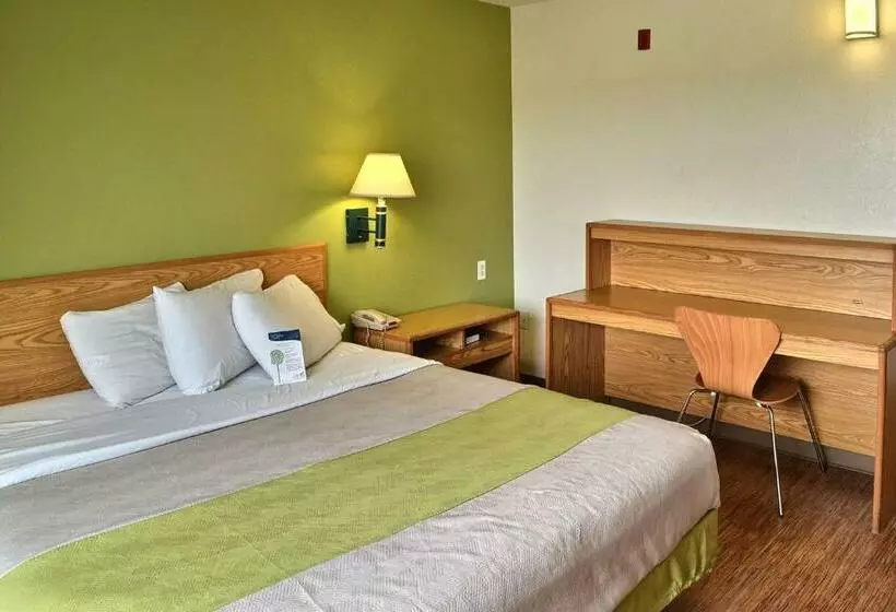 キングサイズベッドのデラックスルーム, Motel 6billings, Mt  North