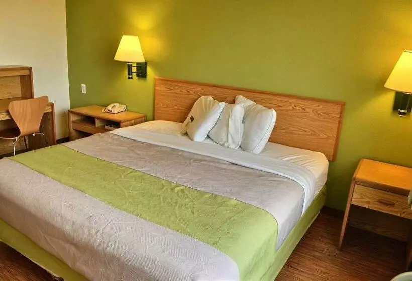 キングサイズベッドのデラックスルーム, Motel 6billings, Mt  North