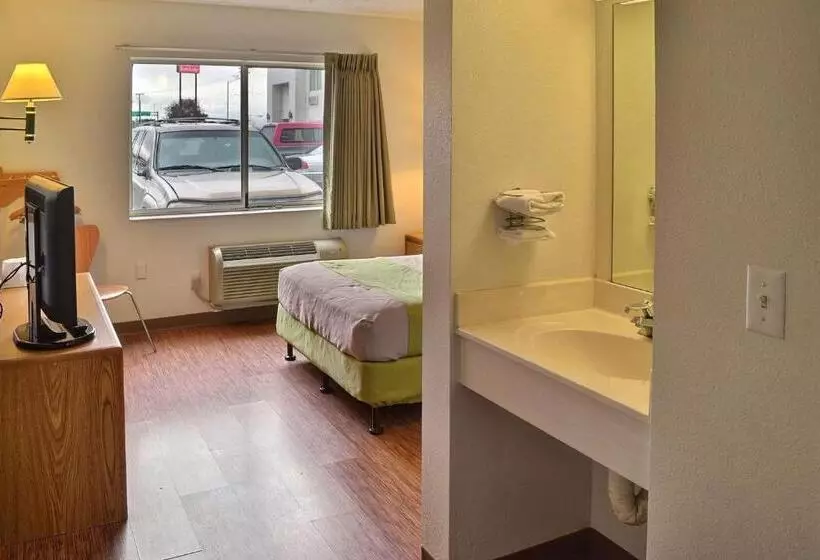 身障者適用スタンダードルーム, Motel 6billings, Mt  North