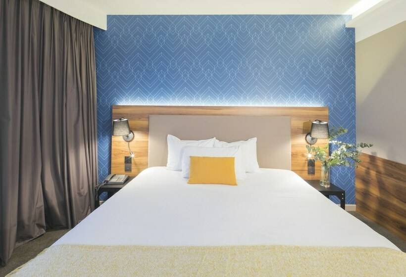 Номер Премиум, L Elysee Val D Europe