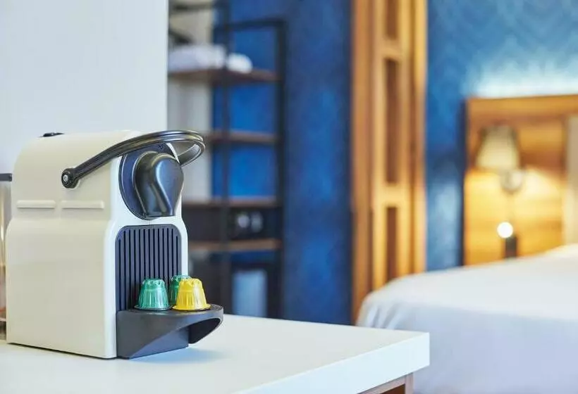Premium Neljän Hengen Huone, L Elysee Val D Europe