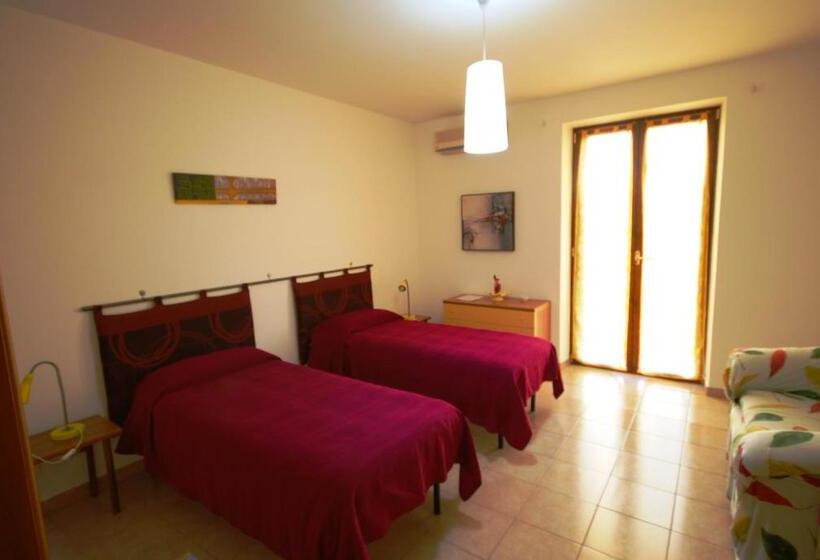 חדר קלאסי, Babbai Giommi