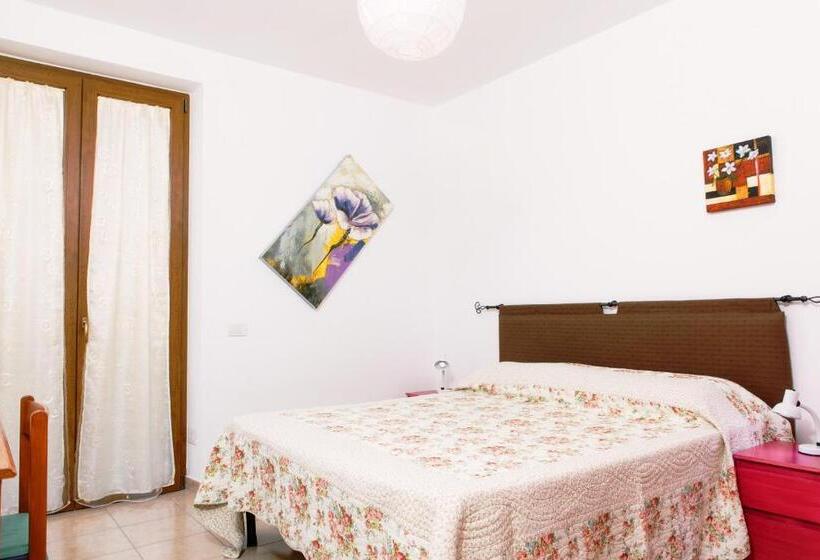 Comfort room with balcony, Babbai Giommi