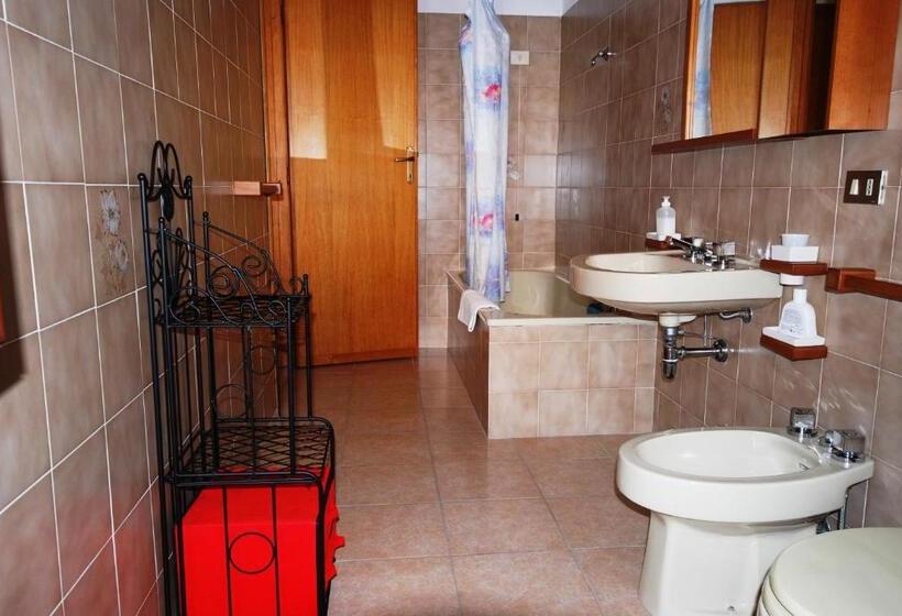 Comfort room with balcony, Babbai Giommi