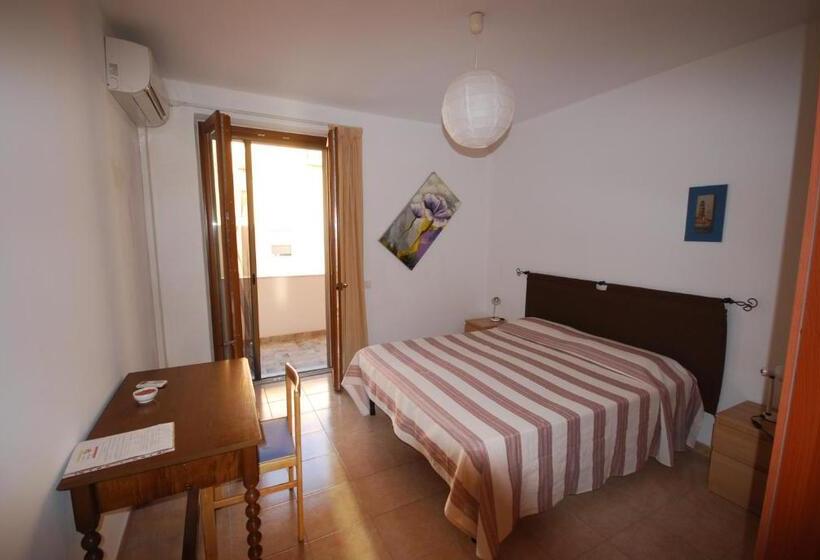 Comfort room with balcony, Babbai Giommi