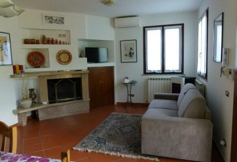 דירת חדר, B&b La Poiana