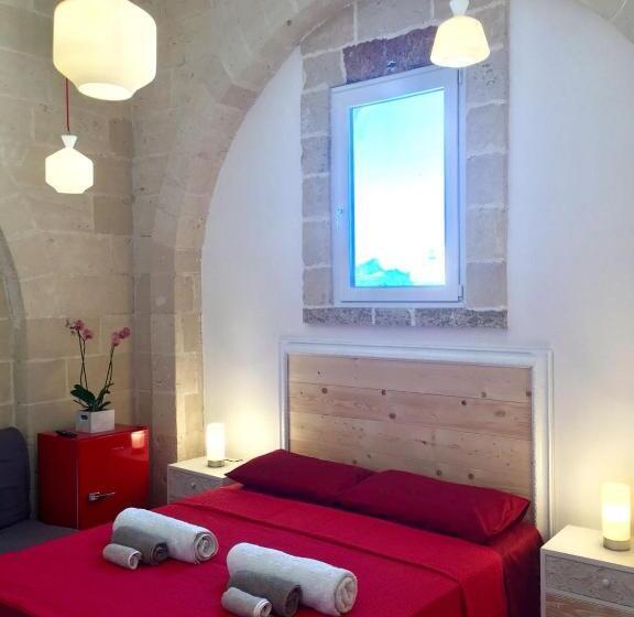 基本三人间, Feudo D Arneo