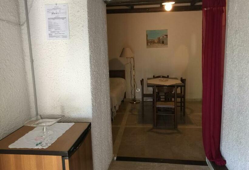 استودیوی استاندارد, Poggio Baroni Agriturismo