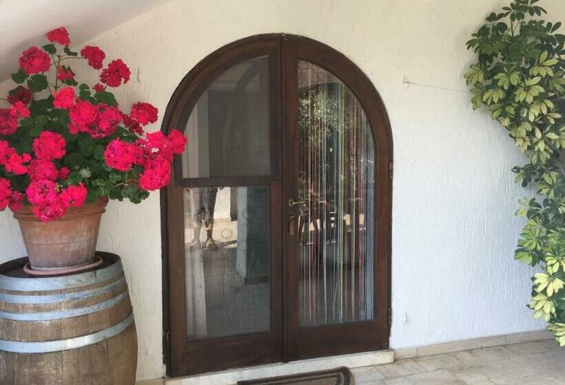 استودیوی استاندارد, Poggio Baroni Agriturismo