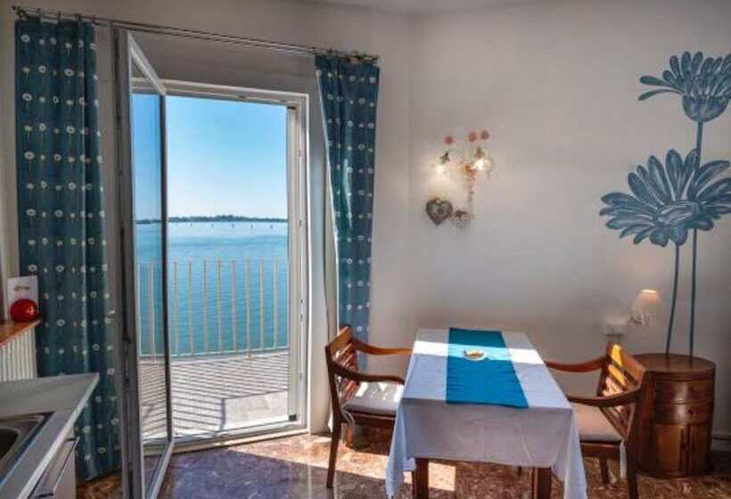 استودیوی استاندارد با تخت دوبل, Casa Sulla Laguna