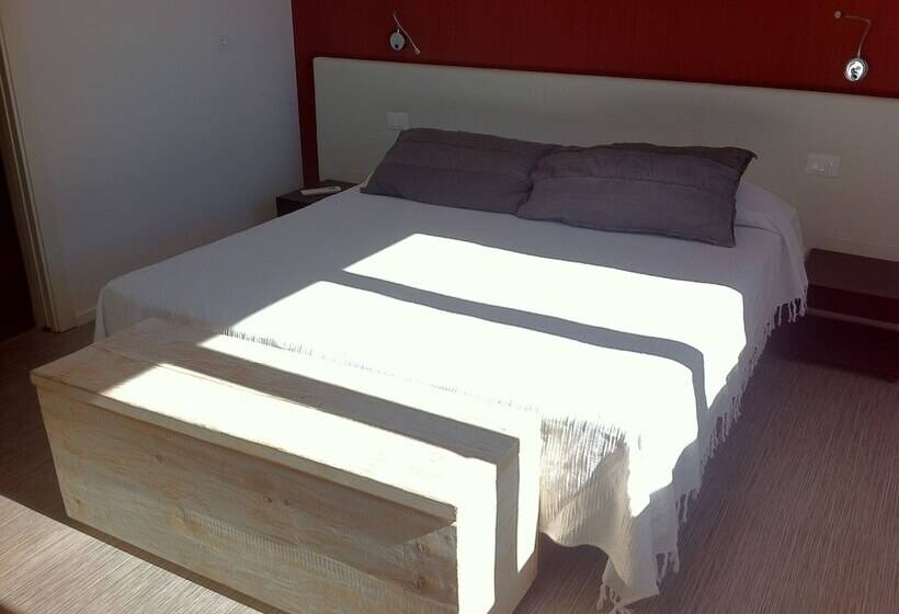 اتاق استاندارد با چشمانداز دریا, Al Mare