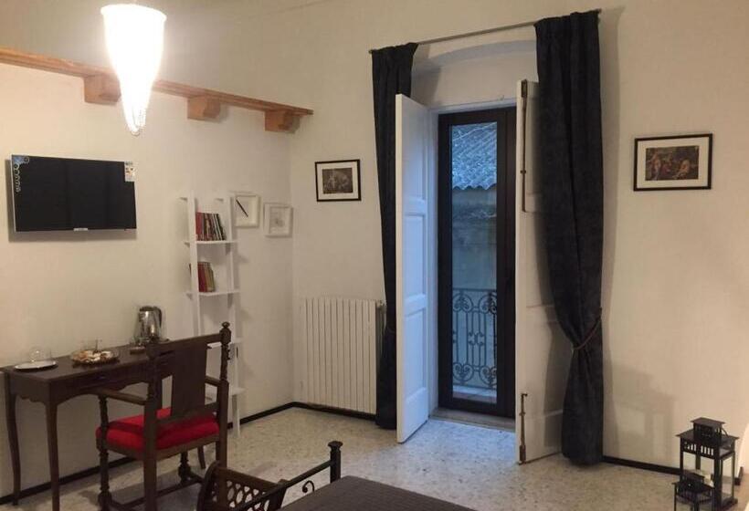 Номер Deluxe с Балконом, Ca  Del Borgo
