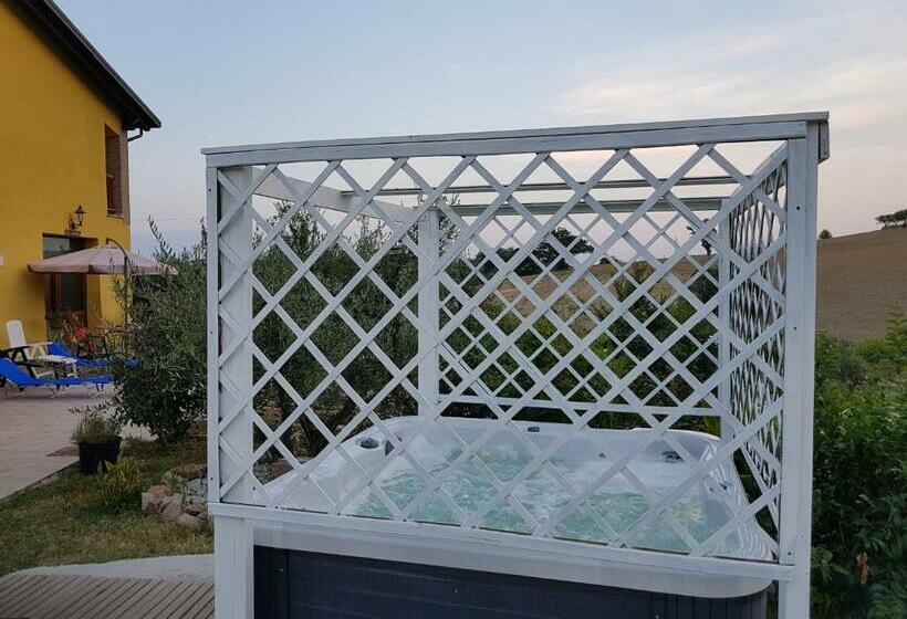 Апартаменты 1 Спальня Нижний Этаж, Agriturismo La Stradaccia