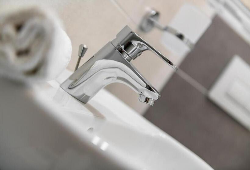 اتاق سوپریور, Ervill