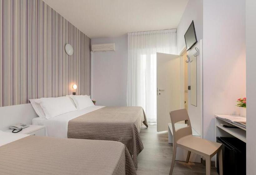 اتاق سوپریور سه تخته, Ervill