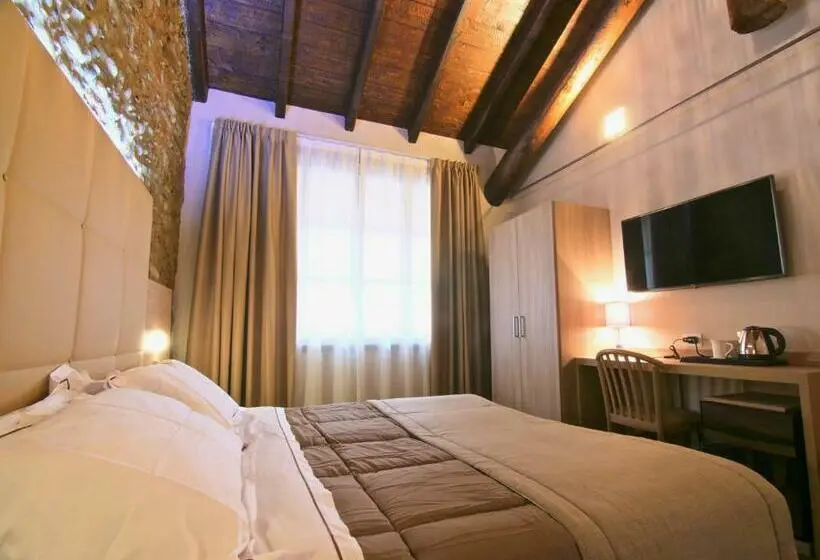 デラックストリプルルーム, Locanda Papà Nenè