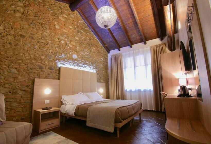 豪华三人间, Locanda Papà Nenè