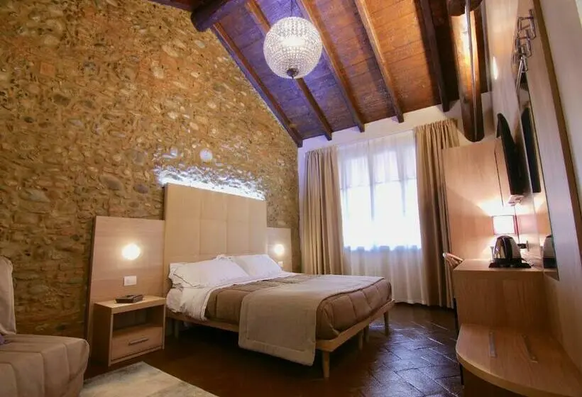 デラックストリプルルーム, Locanda Papà Nenè