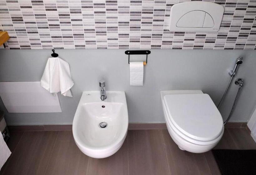 スタンダードシングルルーム, Il Leccio