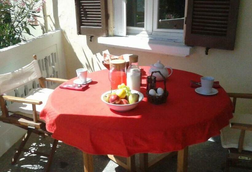 חדר סטנדרט עם מיטת קינג, Swanlake Rooms