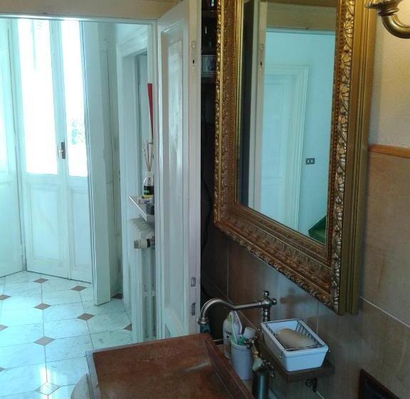 סוויטה משפחתית, Swanlake Rooms